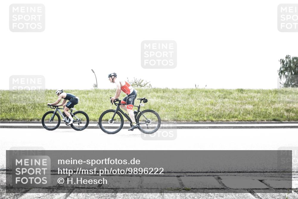 21.06.2026 - 29. Vierlanden-Triathlon H.Heesch http://msf.ph/oto/9896222 21.06.2026 11:40:46 Radfahren 660, 713, 851, 1358 meine-sportfotos.de