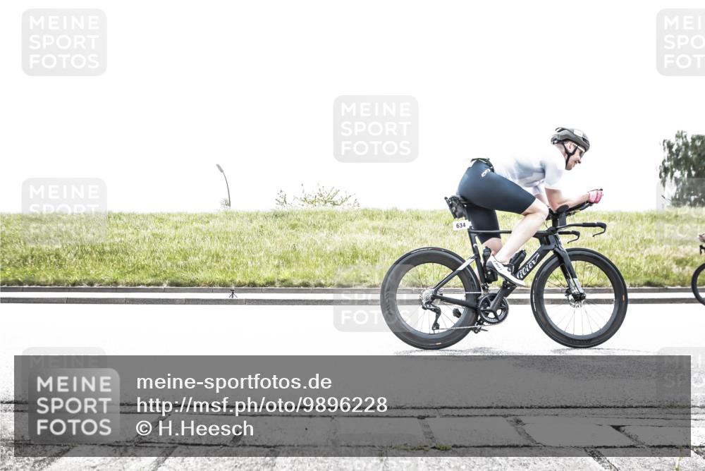 21.06.2026 - 29. Vierlanden-Triathlon H.Heesch http://msf.ph/oto/9896228 21.06.2026 11:41:44 Radfahren 138, 634, 682, 691, 712, 726 meine-sportfotos.de