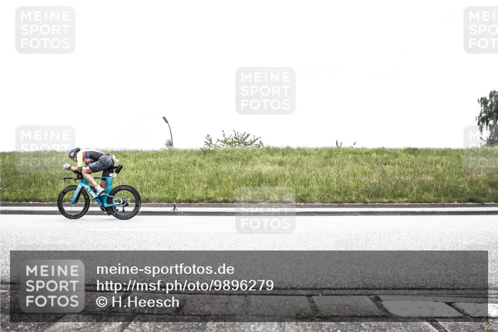 21.06.2026 - 29. Vierlanden-Triathlon H.Heesch http://msf.ph/oto/9896279 21.06.2026 09:50:40 Radfahren 202 meine-sportfotos.de