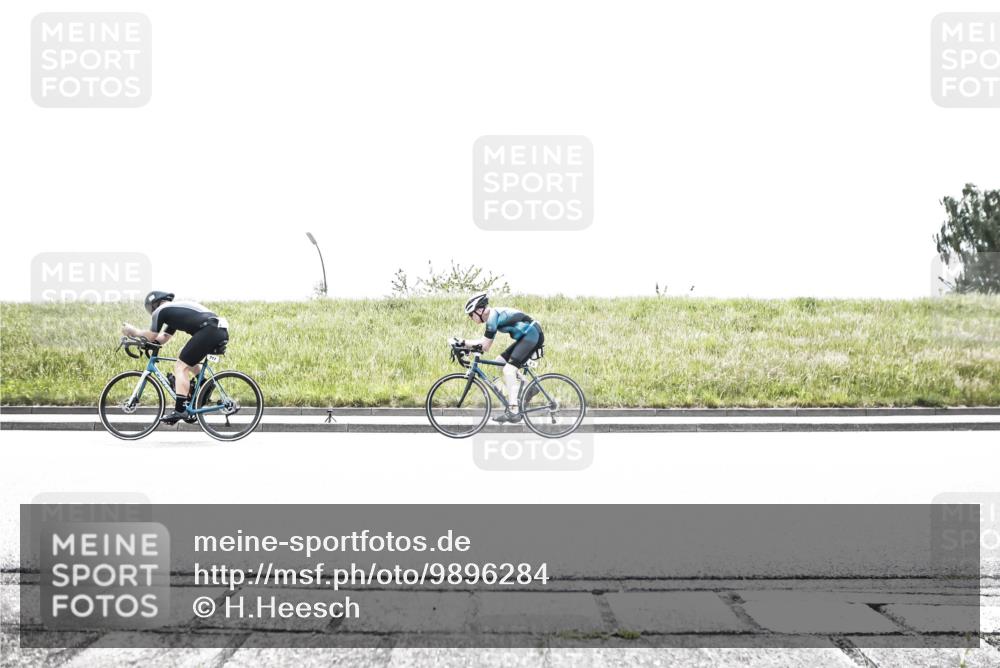 21.06.2026 - 29. Vierlanden-Triathlon H.Heesch http://msf.ph/oto/9896284 21.06.2026 11:43:25 Radfahren 41, 213, 717 meine-sportfotos.de