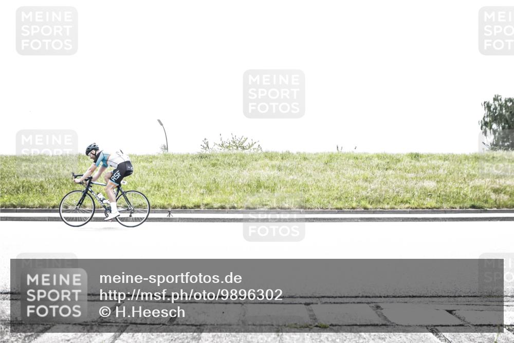 21.06.2026 - 29. Vierlanden-Triathlon H.Heesch http://msf.ph/oto/9896302 21.06.2026 11:43:54 Radfahren 22, 52 meine-sportfotos.de
