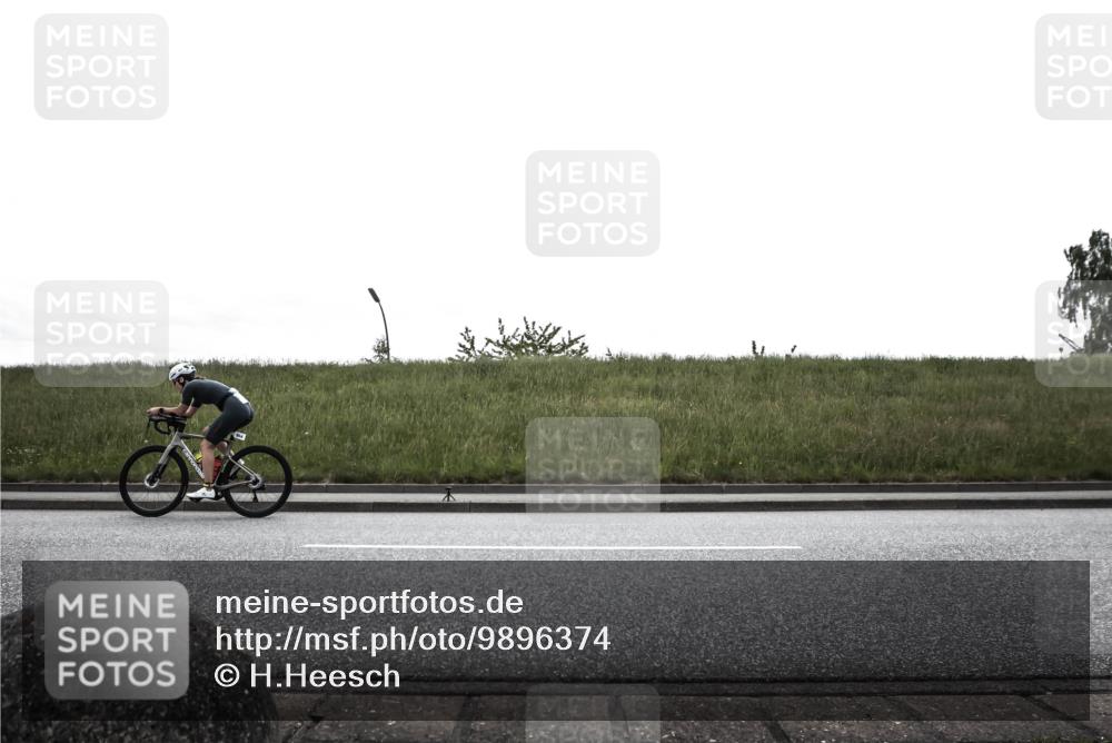 21.06.2026 - 29. Vierlanden-Triathlon H.Heesch http://msf.ph/oto/9896374 21.06.2026 12:36:15 Radfahren 790, 854, 1016, 1020, 1021 meine-sportfotos.de