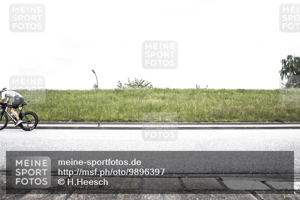 21.06.2026 - 29. Vierlanden-Triathlon H.Heesch http://msf.ph/oto/9896397 21.06.2026 09:55:54 Radfahren 154 meine-sportfotos.de