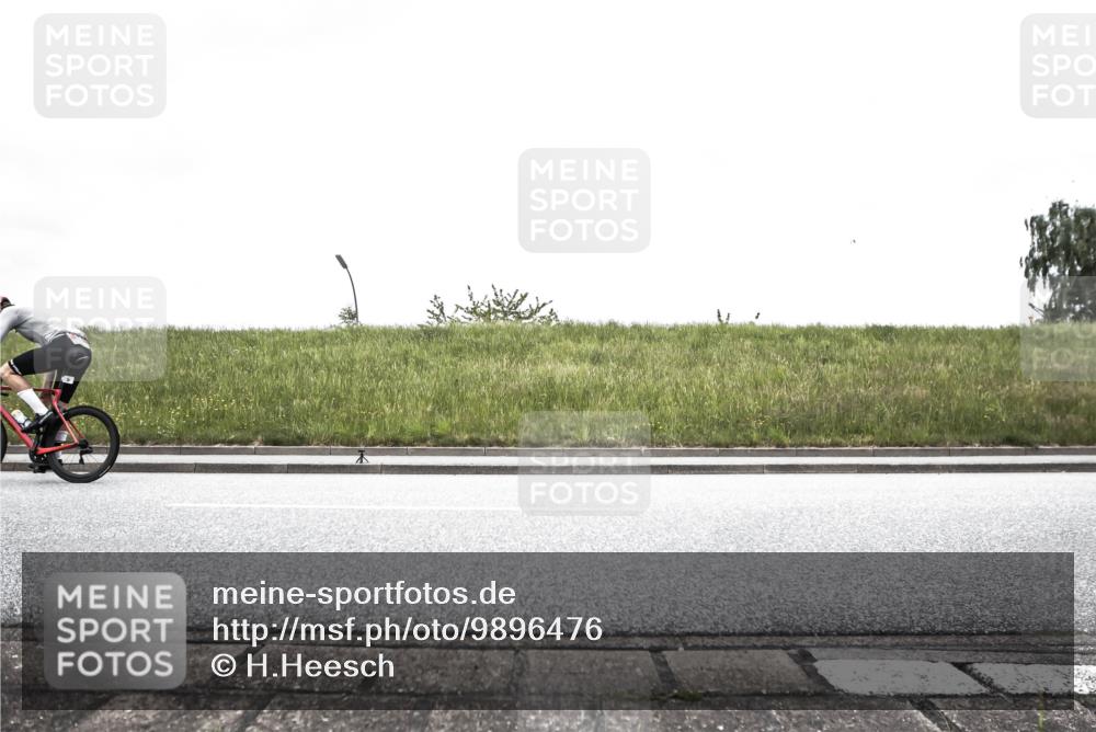 21.06.2026 - 29. Vierlanden-Triathlon H.Heesch http://msf.ph/oto/9896476 21.06.2026 09:59:42 Radfahren 34, 42, 173, 196, 223, 255, 377 meine-sportfotos.de