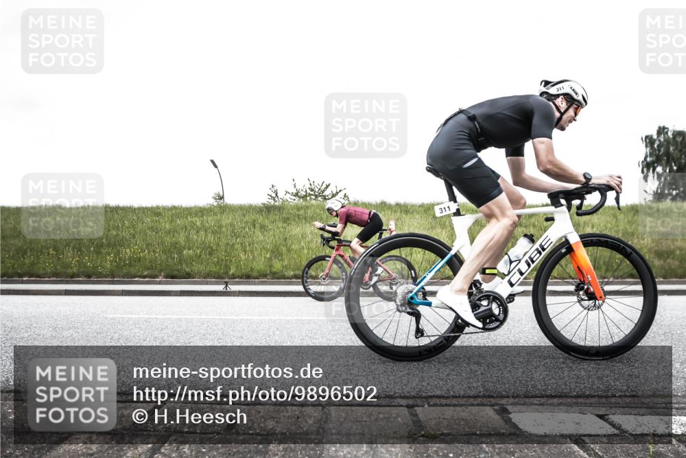 21.06.2026 - 29. Vierlanden-Triathlon H.Heesch http://msf.ph/oto/9896502 21.06.2026 10:01:33 Radfahren 122, 136, 157, 219, 311 meine-sportfotos.de