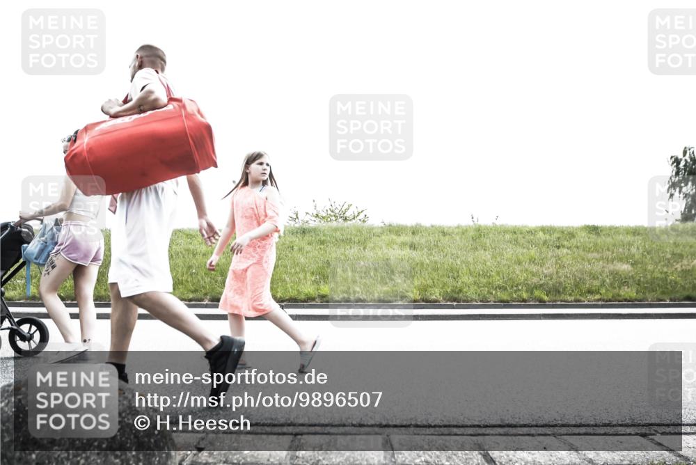 21.06.2026 - 29. Vierlanden-Triathlon H.Heesch http://msf.ph/oto/9896507 21.06.2026 12:48:06 Radfahren 852, 895 meine-sportfotos.de