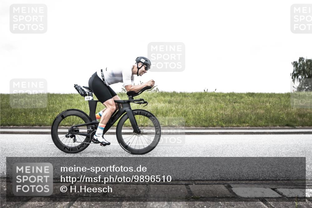 21.06.2026 - 29. Vierlanden-Triathlon H.Heesch http://msf.ph/oto/9896510 21.06.2026 10:01:42 Radfahren 112, 246 meine-sportfotos.de