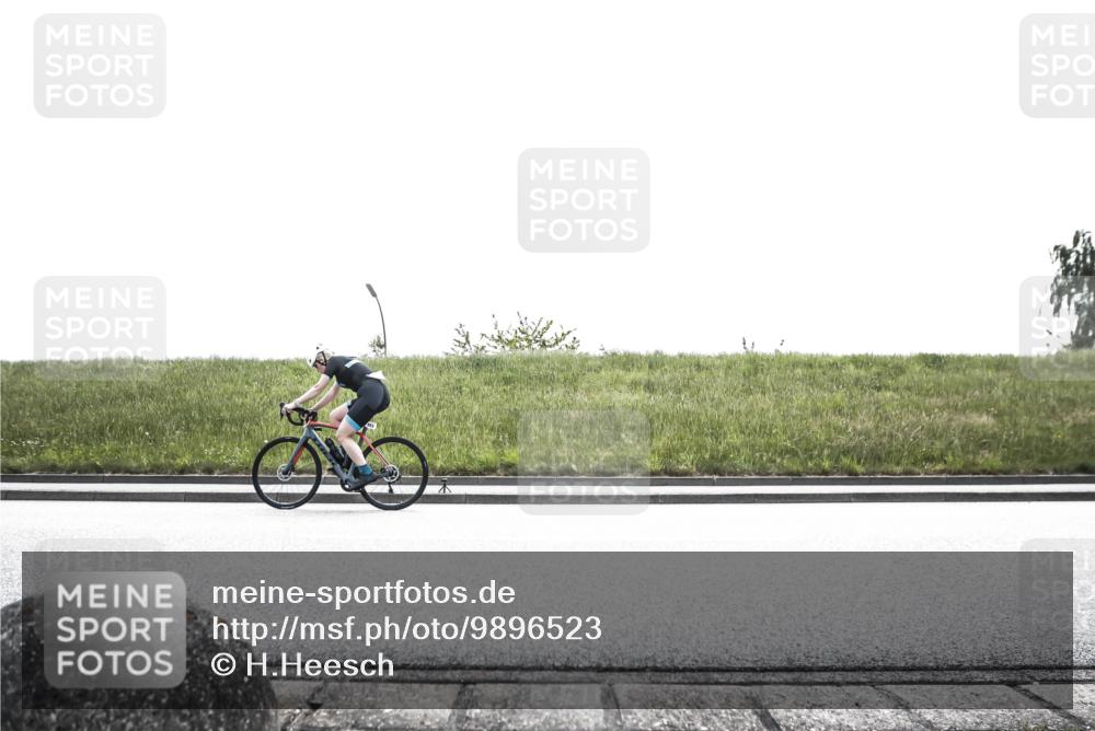 21.06.2026 - 29. Vierlanden-Triathlon H.Heesch http://msf.ph/oto/9896523 21.06.2026 12:51:07 Radfahren 853 meine-sportfotos.de