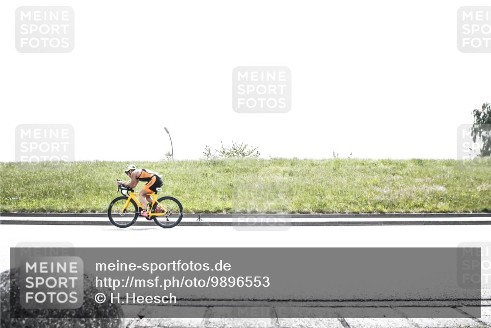 21.06.2026 - 29. Vierlanden-Triathlon H.Heesch http://msf.ph/oto/9896553 21.06.2026 12:57:08 Radfahren 841, 994 meine-sportfotos.de