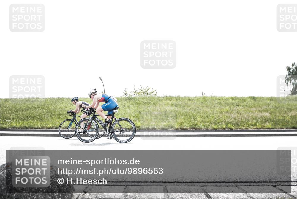 21.06.2026 - 29. Vierlanden-Triathlon H.Heesch http://msf.ph/oto/9896563 21.06.2026 12:57:38 Radfahren 1000, 1017 meine-sportfotos.de
