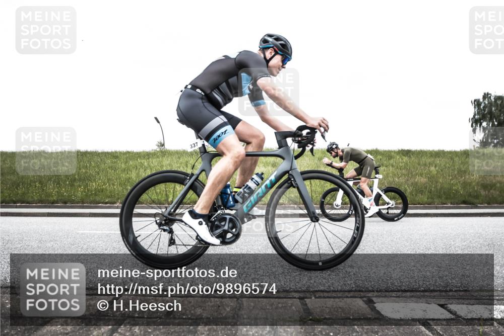 21.06.2026 - 29. Vierlanden-Triathlon H.Heesch http://msf.ph/oto/9896574 21.06.2026 10:04:05 Radfahren 142, 151, 161, 181, 271, 337 meine-sportfotos.de