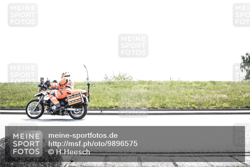 21.06.2026 - 29. Vierlanden-Triathlon H.Heesch http://msf.ph/oto/9896575 21.06.2026 12:58:33 Radfahren  meine-sportfotos.de