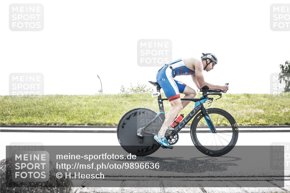 21.06.2026 - 29. Vierlanden-Triathlon H.Heesch http://msf.ph/oto/9896636 21.06.2026 13:02:30 Radfahren 991, 1043, 1045, 1056 meine-sportfotos.de