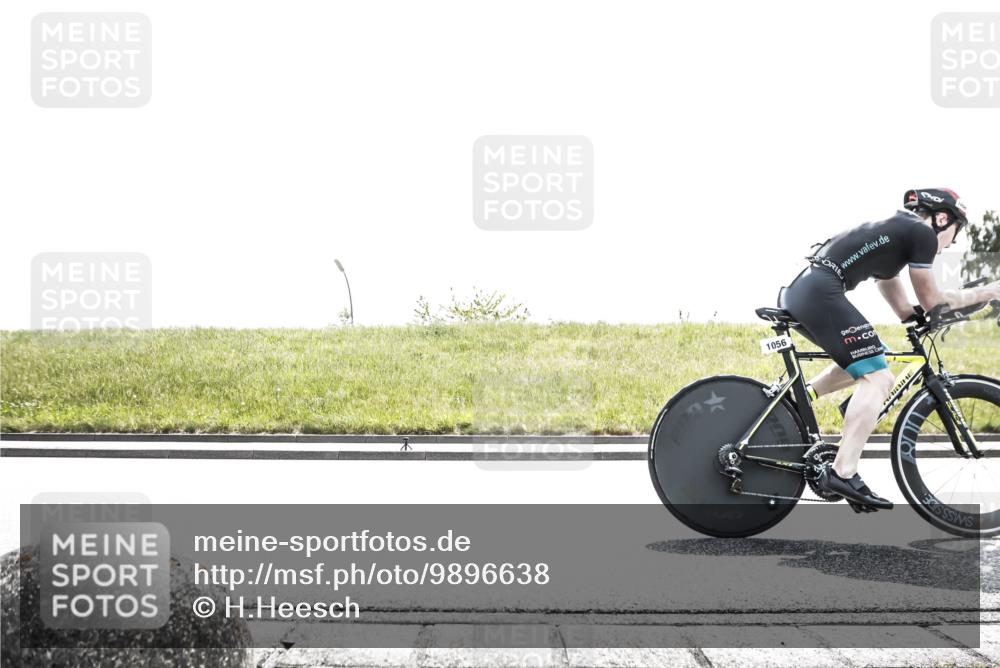 21.06.2026 - 29. Vierlanden-Triathlon H.Heesch http://msf.ph/oto/9896638 21.06.2026 13:02:33 Radfahren 991, 1045, 1056 meine-sportfotos.de