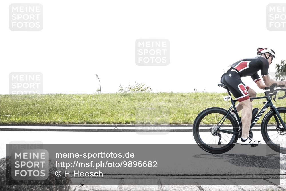 21.06.2026 - 29. Vierlanden-Triathlon H.Heesch http://msf.ph/oto/9896682 21.06.2026 13:05:18 Radfahren 1030, 1036, 1051, 1071 meine-sportfotos.de