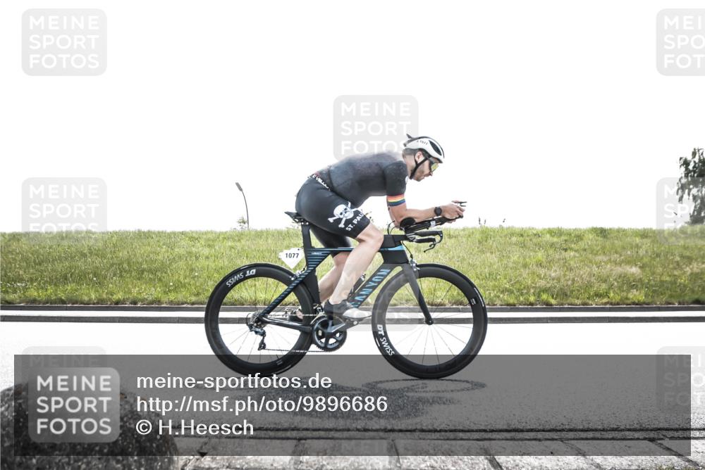 21.06.2026 - 29. Vierlanden-Triathlon H.Heesch http://msf.ph/oto/9896686 21.06.2026 13:05:34 Radfahren 1077 meine-sportfotos.de