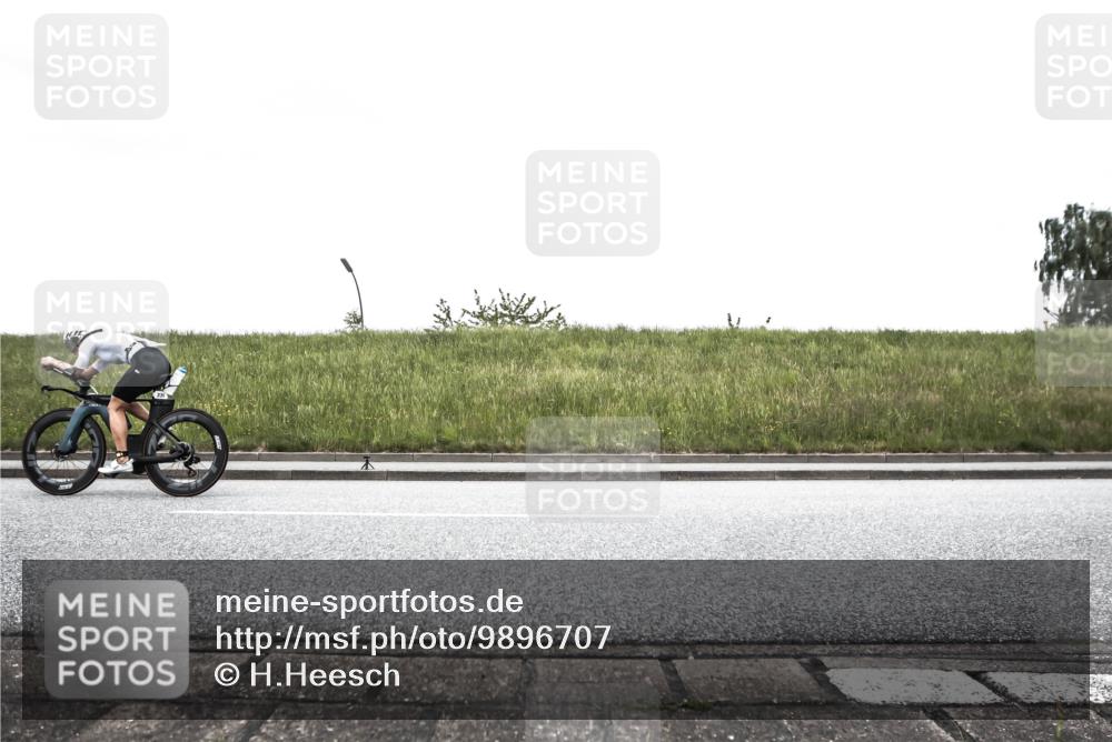 21.06.2026 - 29. Vierlanden-Triathlon H.Heesch http://msf.ph/oto/9896707 21.06.2026 10:07:55 Radfahren 50, 59, 104, 105, 167, 220, 231, 320, 334 meine-sportfotos.de