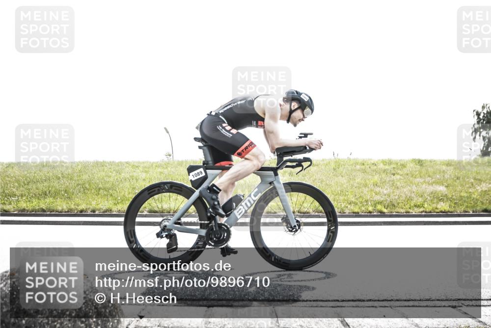21.06.2026 - 29. Vierlanden-Triathlon H.Heesch http://msf.ph/oto/9896710 21.06.2026 13:08:25 Radfahren 1089 meine-sportfotos.de