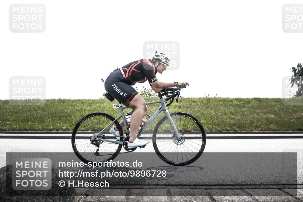 21.06.2026 - 29. Vierlanden-Triathlon H.Heesch http://msf.ph/oto/9896728 21.06.2026 13:16:40 Radfahren 1132, 1147 meine-sportfotos.de