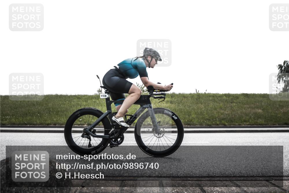 21.06.2026 - 29. Vierlanden-Triathlon H.Heesch http://msf.ph/oto/9896740 21.06.2026 13:18:15 Radfahren 1105, 1122, 1136, 1150 meine-sportfotos.de