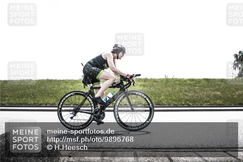21.06.2026 - 29. Vierlanden-Triathlon H.Heesch http://msf.ph/oto/9896768 21.06.2026 13:26:59 Radfahren 1037, 1061, 1125 meine-sportfotos.de