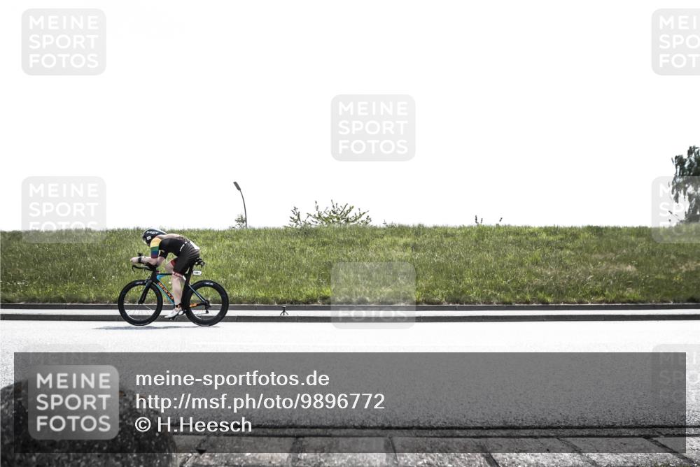 21.06.2026 - 29. Vierlanden-Triathlon H.Heesch http://msf.ph/oto/9896772 21.06.2026 13:28:20 Radfahren 1025, 1029, 1035, 1048, 1067, 1068, 1081 meine-sportfotos.de