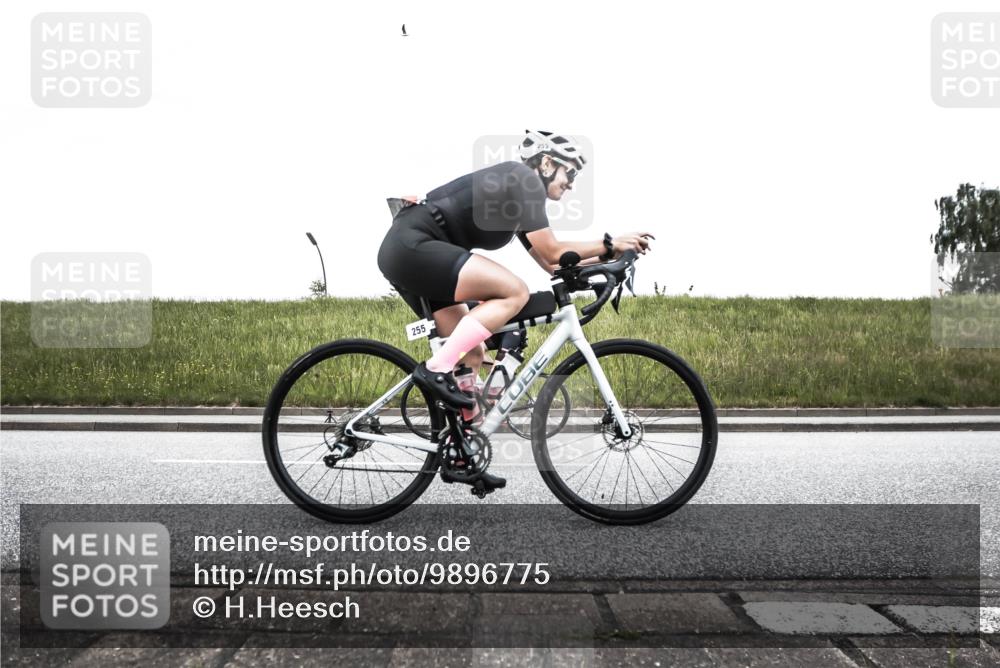 21.06.2026 - 29. Vierlanden-Triathlon H.Heesch http://msf.ph/oto/9896775 21.06.2026 10:10:25 Radfahren 171, 230, 255, 295, 356 meine-sportfotos.de