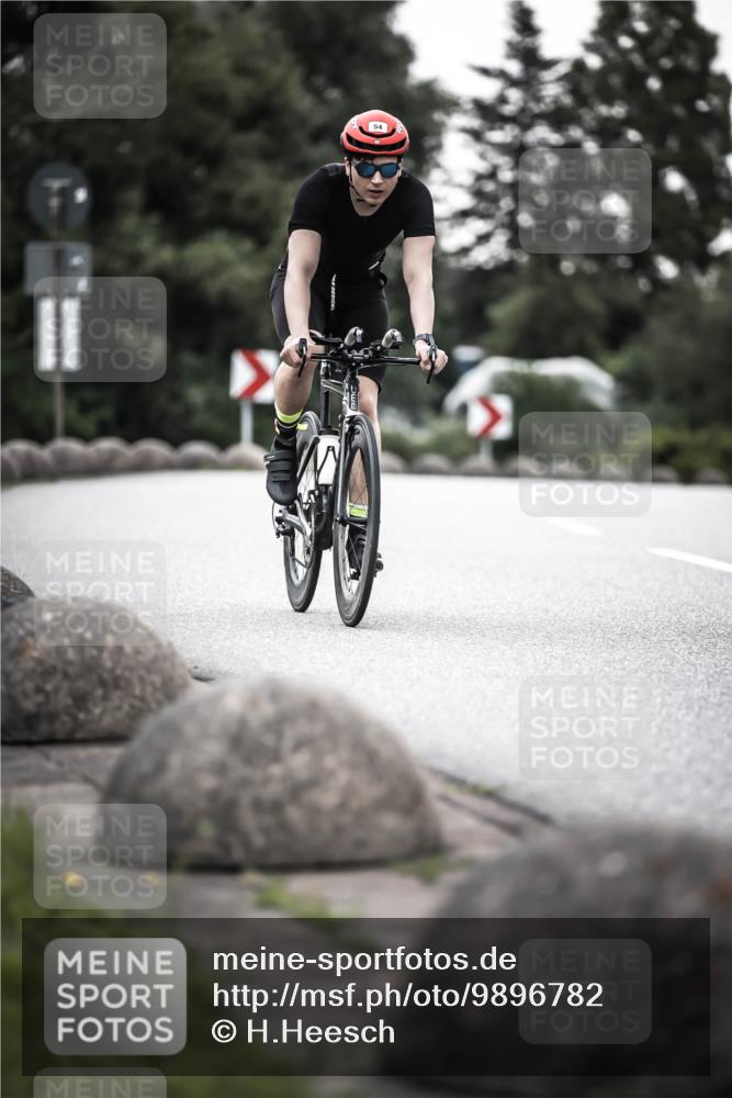 21.06.2026 - 29. Vierlanden-Triathlon H.Heesch http://msf.ph/oto/9896782 21.06.2026 09:58:07 Radfahren 19, 54, 267 meine-sportfotos.de