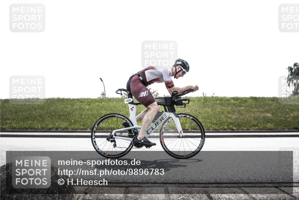 21.06.2026 - 29. Vierlanden-Triathlon H.Heesch http://msf.ph/oto/9896783 21.06.2026 13:30:01 Radfahren 1084, 1101, 1222 meine-sportfotos.de