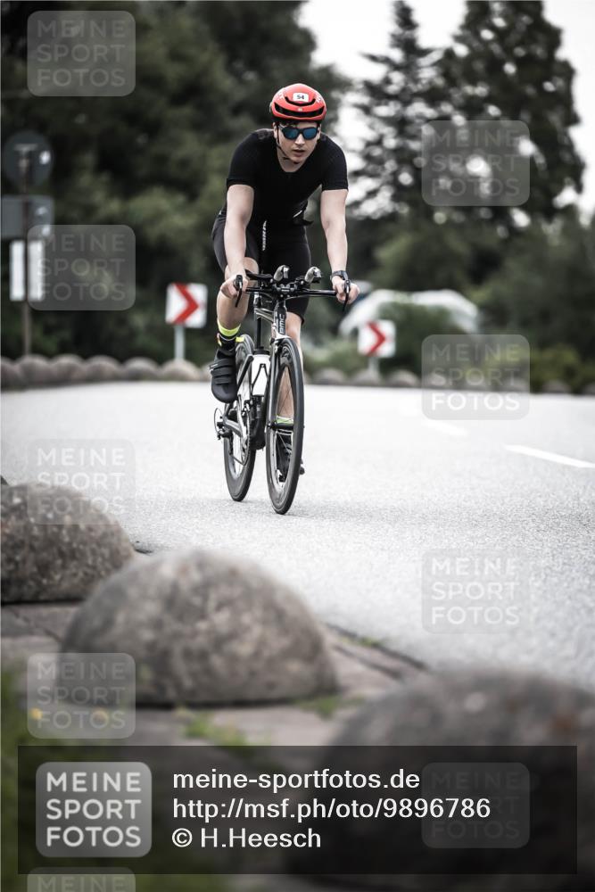 21.06.2026 - 29. Vierlanden-Triathlon H.Heesch http://msf.ph/oto/9896786 21.06.2026 09:58:07 Radfahren 19, 54, 267 meine-sportfotos.de