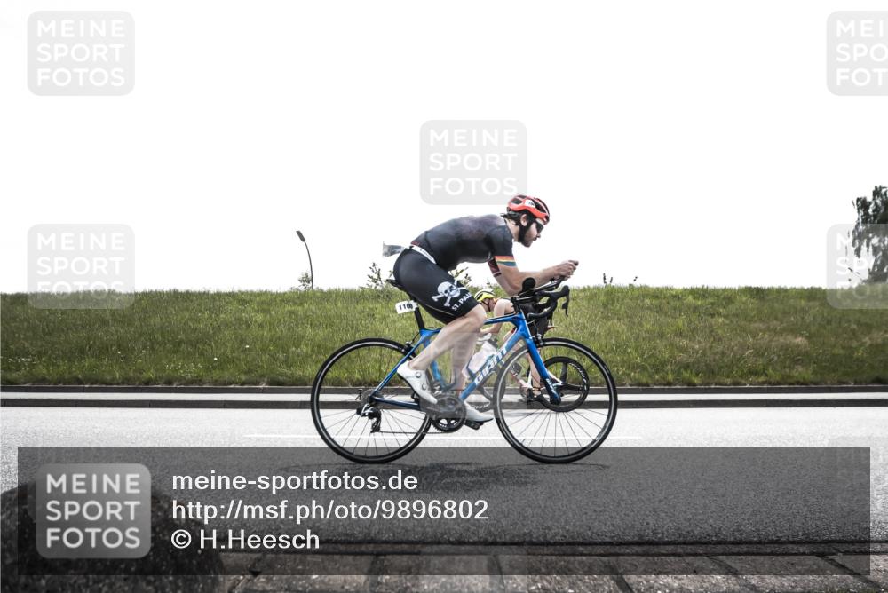 21.06.2026 - 29. Vierlanden-Triathlon H.Heesch http://msf.ph/oto/9896802 21.06.2026 13:32:59 Radfahren 1075, 1076, 1100, 1212 meine-sportfotos.de