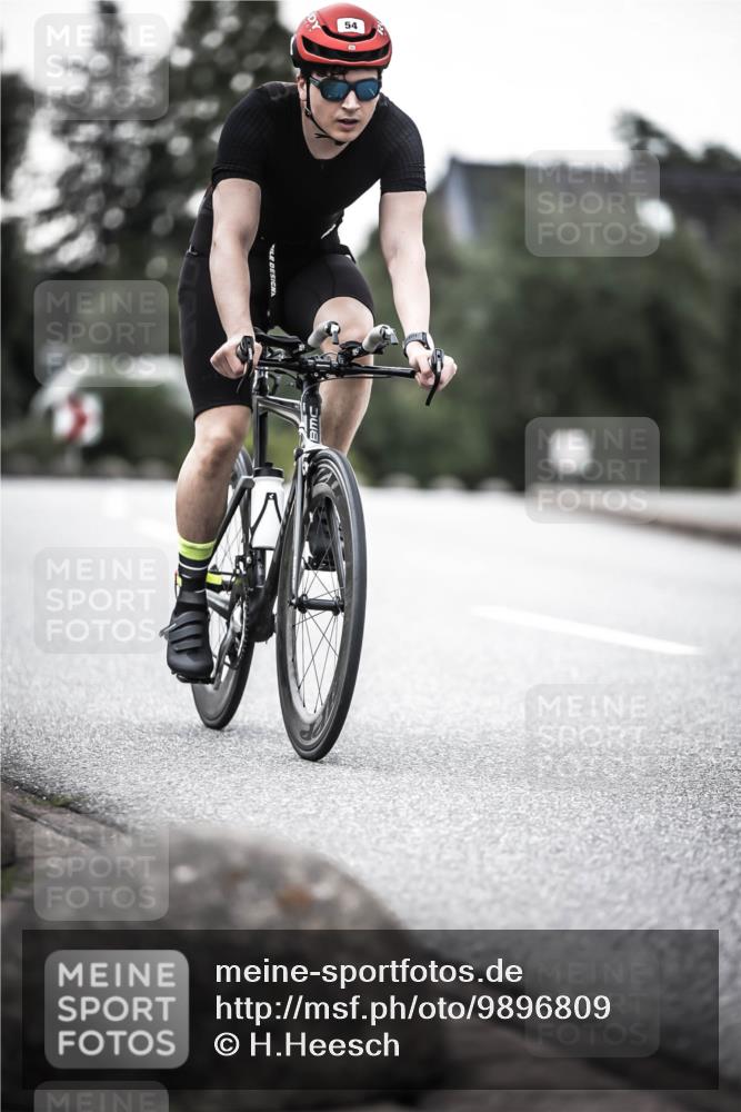 21.06.2026 - 29. Vierlanden-Triathlon H.Heesch http://msf.ph/oto/9896809 21.06.2026 09:58:08 Radfahren 19, 54, 165, 267 meine-sportfotos.de