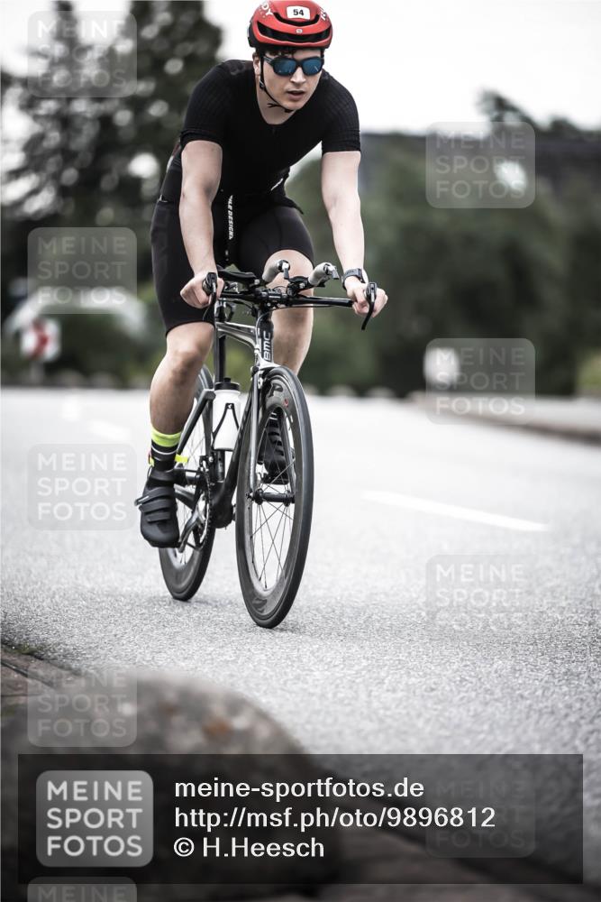 21.06.2026 - 29. Vierlanden-Triathlon H.Heesch http://msf.ph/oto/9896812 21.06.2026 09:58:08 Radfahren 19, 54, 165, 267 meine-sportfotos.de