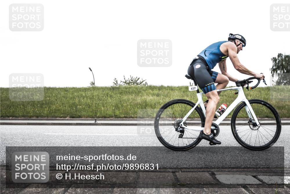 21.06.2026 - 29. Vierlanden-Triathlon H.Heesch http://msf.ph/oto/9896831 21.06.2026 10:11:38 Radfahren 179, 198, 420, 437, 1353 meine-sportfotos.de