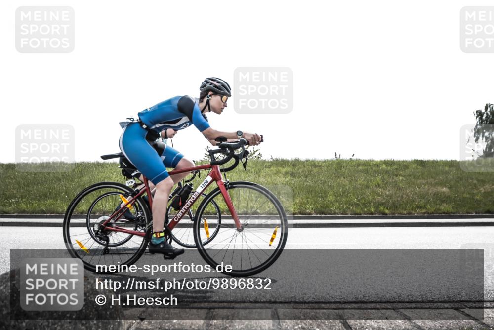 21.06.2026 - 29. Vierlanden-Triathlon H.Heesch http://msf.ph/oto/9896832 21.06.2026 13:37:23 Radfahren 1189, 1208 meine-sportfotos.de