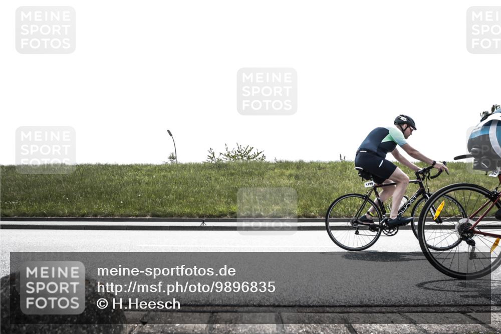 21.06.2026 - 29. Vierlanden-Triathlon H.Heesch http://msf.ph/oto/9896835 21.06.2026 13:37:23 Radfahren 1189, 1208 meine-sportfotos.de