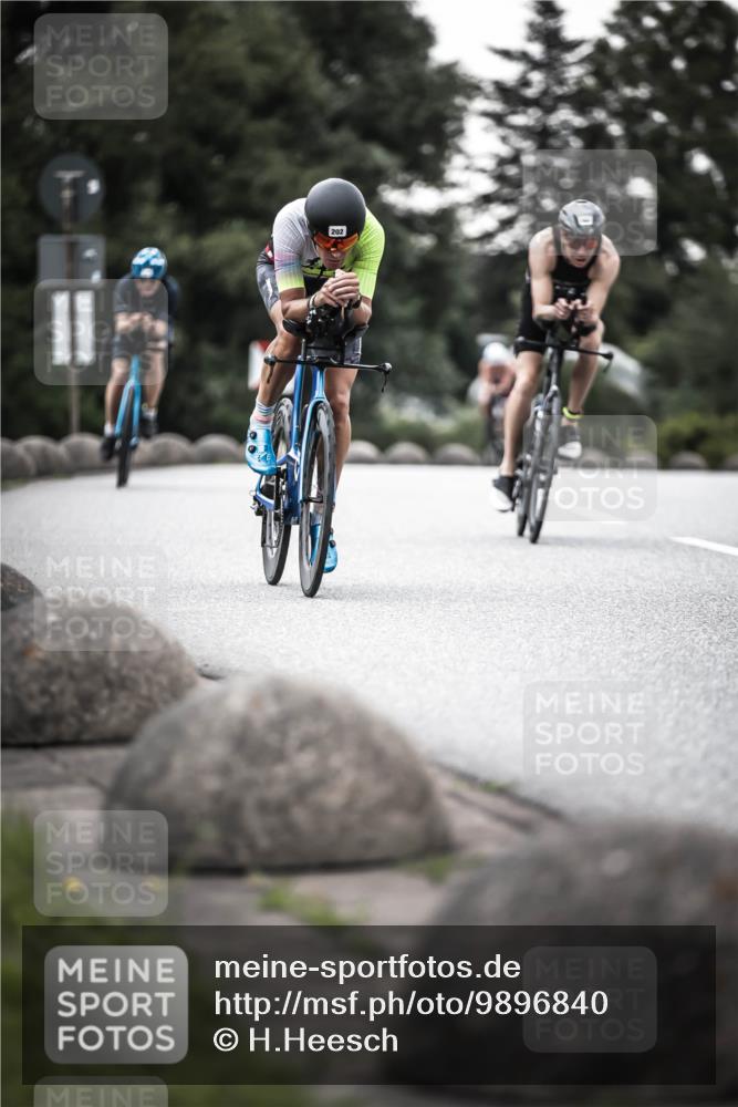 21.06.2026 - 29. Vierlanden-Triathlon H.Heesch http://msf.ph/oto/9896840 21.06.2026 09:58:28 Radfahren 46, 62, 202, 298, 364, 375 meine-sportfotos.de
