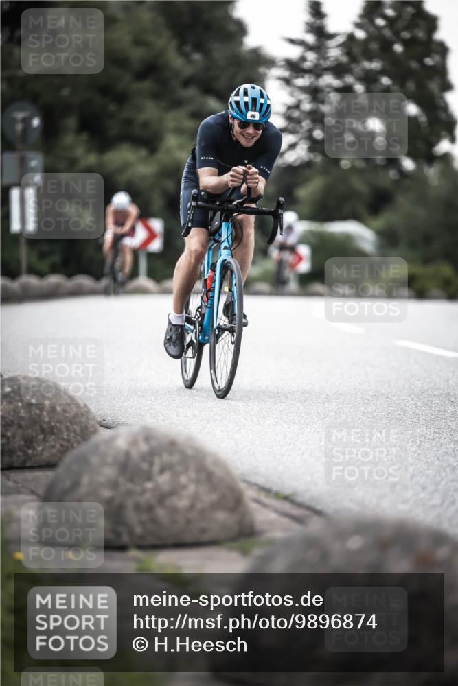 21.06.2026 - 29. Vierlanden-Triathlon H.Heesch http://msf.ph/oto/9896874 21.06.2026 09:58:30 Radfahren 46, 62, 202, 298, 364, 375 meine-sportfotos.de