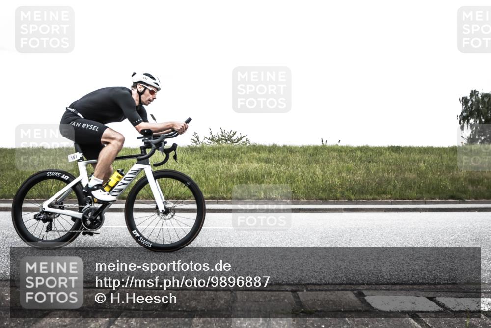 21.06.2026 - 29. Vierlanden-Triathlon H.Heesch http://msf.ph/oto/9896887 21.06.2026 10:12:55 Radfahren 151 meine-sportfotos.de