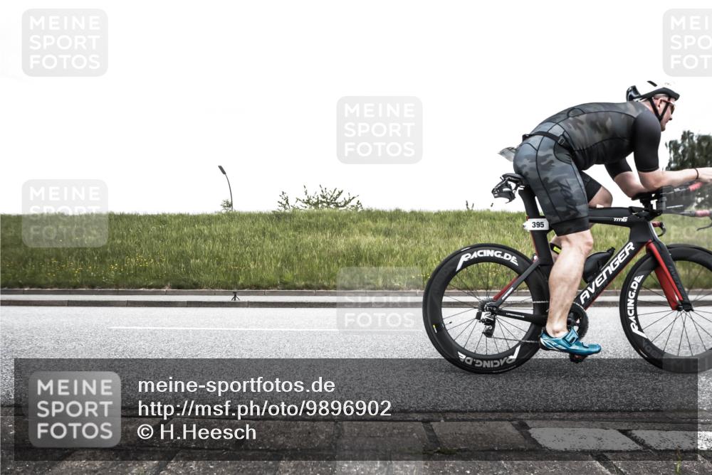 21.06.2026 - 29. Vierlanden-Triathlon H.Heesch http://msf.ph/oto/9896902 21.06.2026 10:13:20 Radfahren 60, 126, 275, 276, 395, 431 meine-sportfotos.de