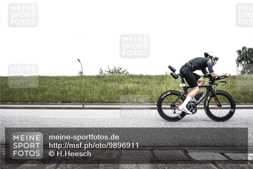 21.06.2026 - 29. Vierlanden-Triathlon H.Heesch http://msf.ph/oto/9896911 21.06.2026 10:13:29 Radfahren 9, 26, 75, 90, 236, 276 meine-sportfotos.de