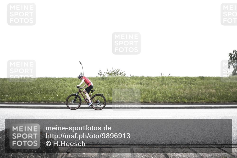 21.06.2026 - 29. Vierlanden-Triathlon H.Heesch http://msf.ph/oto/9896913 21.06.2026 14:45:19 Radfahren 1278 meine-sportfotos.de