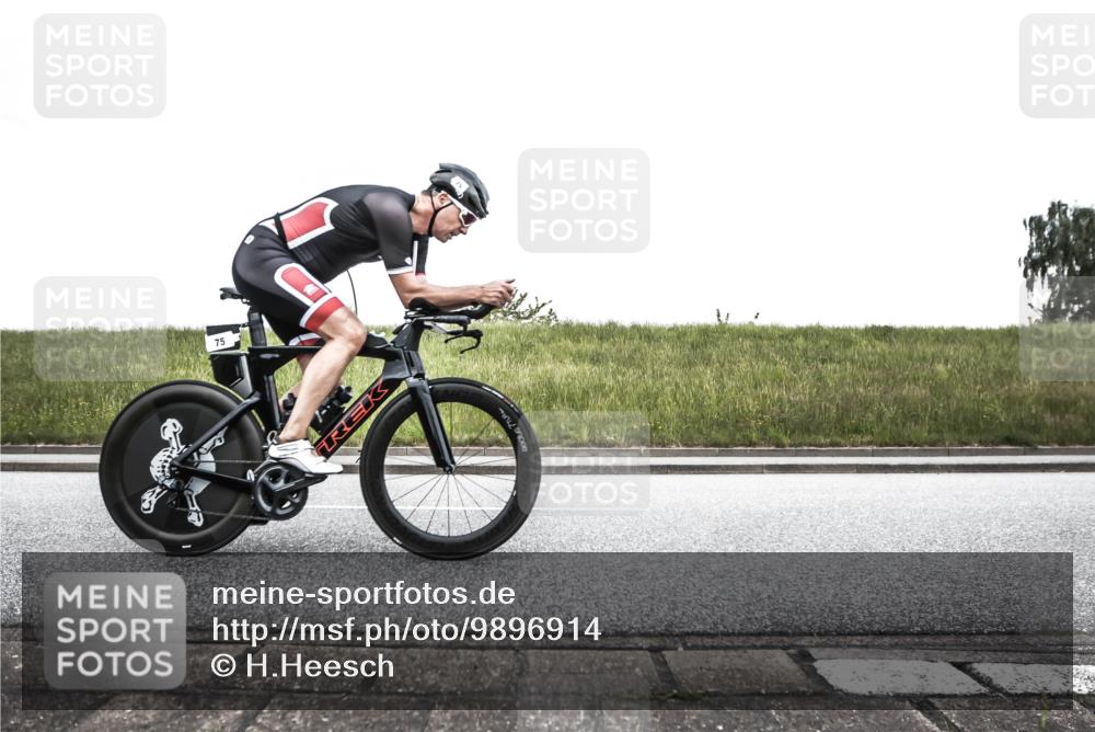 21.06.2026 - 29. Vierlanden-Triathlon H.Heesch http://msf.ph/oto/9896914 21.06.2026 10:13:32 Radfahren 9, 26, 44, 75, 90, 236, 276 meine-sportfotos.de