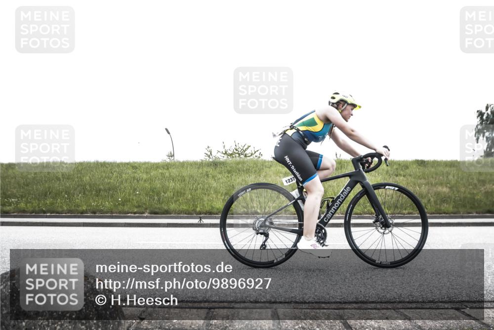 21.06.2026 - 29. Vierlanden-Triathlon H.Heesch http://msf.ph/oto/9896927 21.06.2026 14:46:03 Radfahren 1234, 1237, 1244, 1269 meine-sportfotos.de