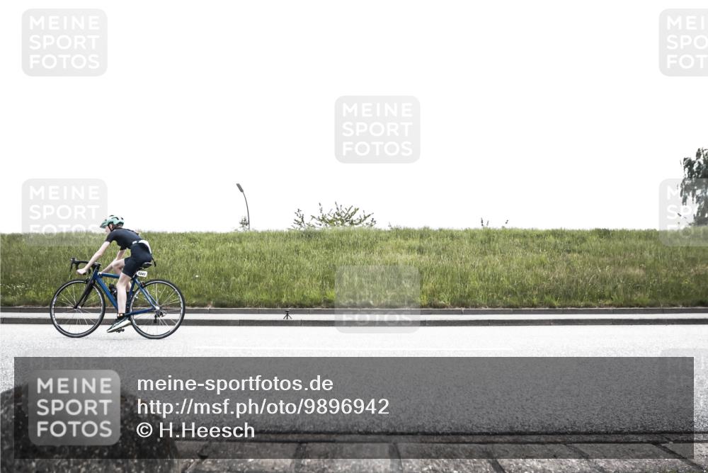 21.06.2026 - 29. Vierlanden-Triathlon H.Heesch http://msf.ph/oto/9896942 21.06.2026 14:46:36 Radfahren  meine-sportfotos.de