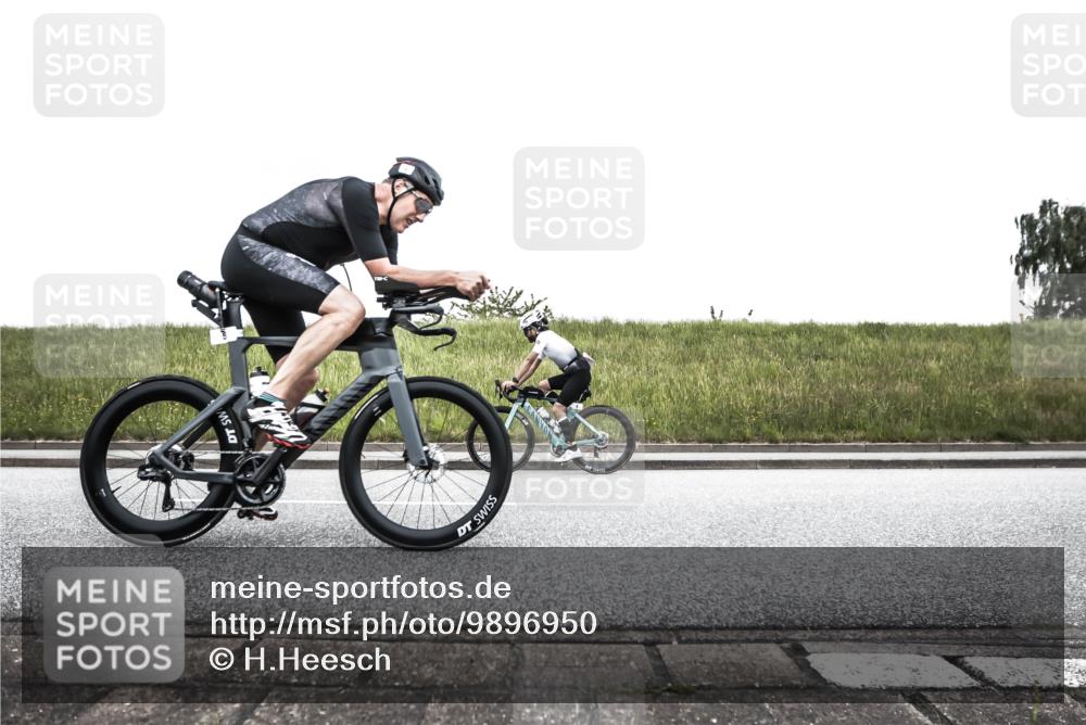 21.06.2026 - 29. Vierlanden-Triathlon H.Heesch http://msf.ph/oto/9896950 21.06.2026 10:14:25 Radfahren 5, 130, 204, 241 meine-sportfotos.de