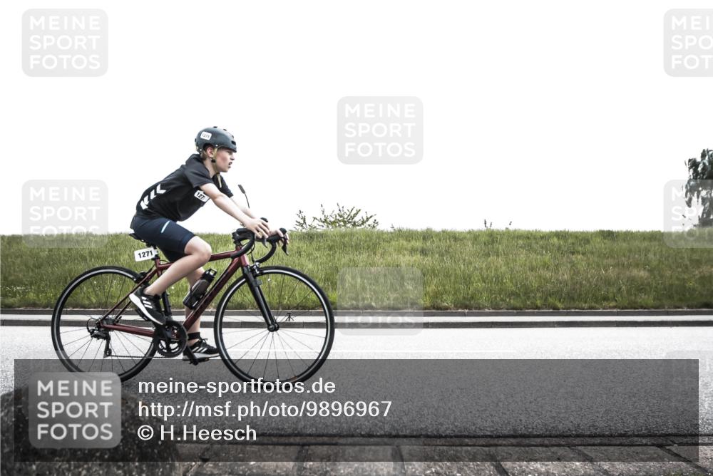 21.06.2026 - 29. Vierlanden-Triathlon H.Heesch http://msf.ph/oto/9896967 21.06.2026 14:48:54 Radfahren 1271 meine-sportfotos.de