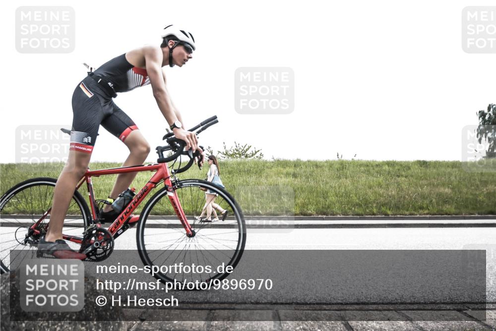 21.06.2026 - 29. Vierlanden-Triathlon H.Heesch http://msf.ph/oto/9896970 21.06.2026 14:51:03 Radfahren  meine-sportfotos.de