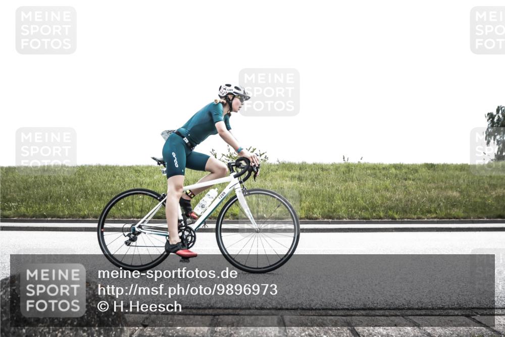 21.06.2026 - 29. Vierlanden-Triathlon H.Heesch http://msf.ph/oto/9896973 21.06.2026 14:51:40 Radfahren  meine-sportfotos.de