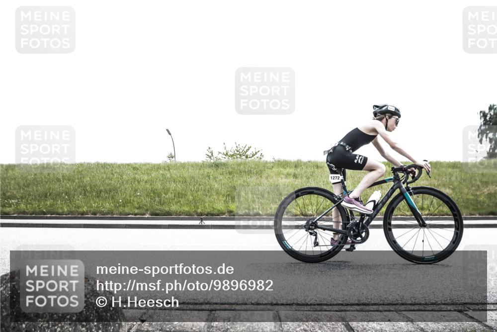 21.06.2026 - 29. Vierlanden-Triathlon H.Heesch http://msf.ph/oto/9896982 21.06.2026 14:52:10 Radfahren  meine-sportfotos.de